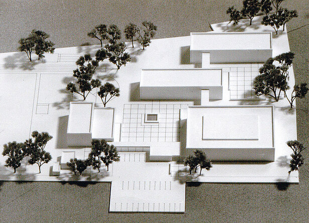 Modell der Verbandsschule Weidenberg von 1970