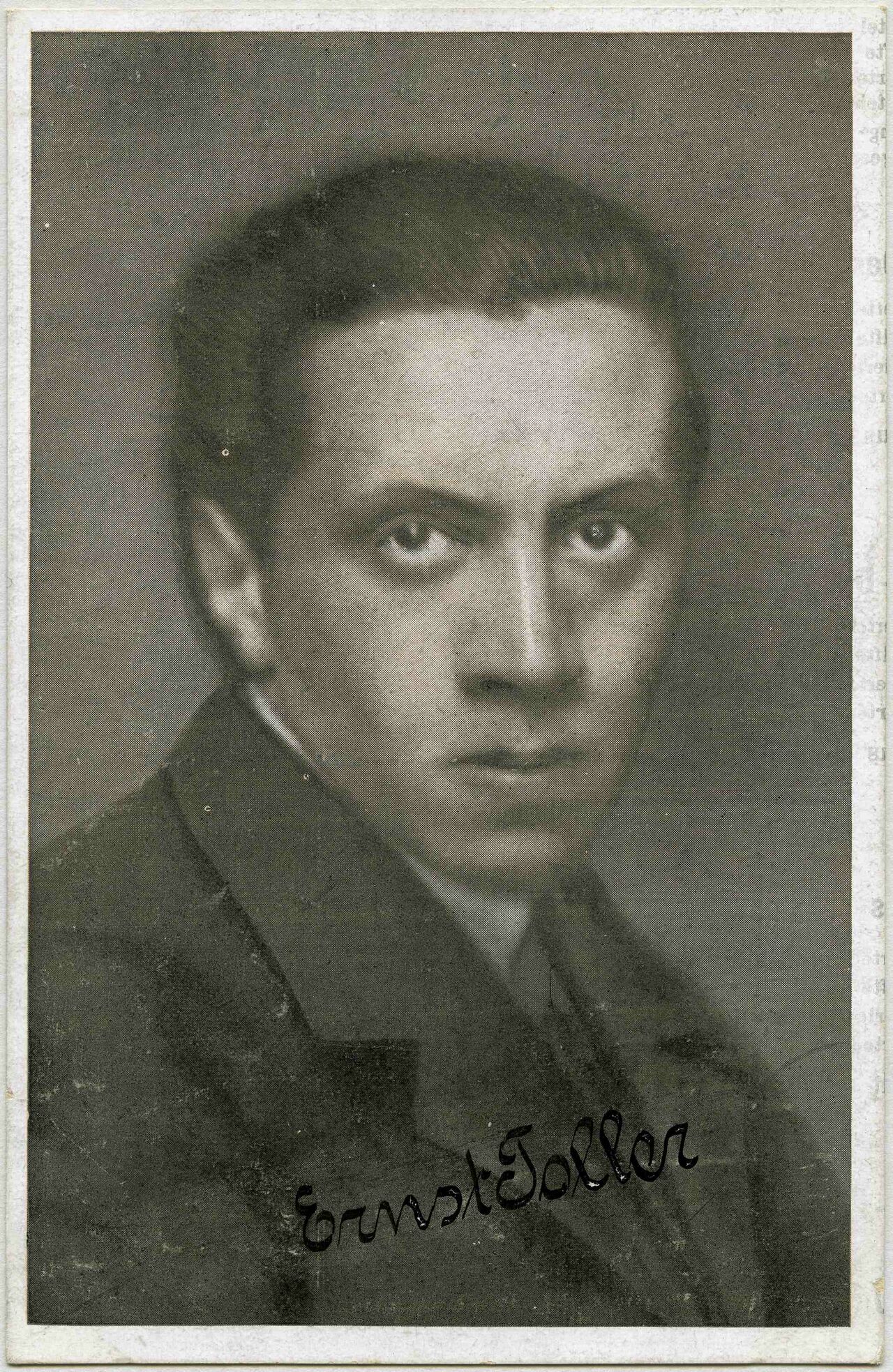 „Freiheitspostkarte Nr. 7“ der USPD mit einer Porträtfotografie des Schriftstellers Ernst Toller (1893-1939), Postkarte / Fotografie, Juli 1919