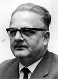 Dr. Bernhard Kläß